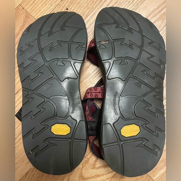 CHACO Women's Hiking Sandals Red/Black Size 6 - Picture 6 of 13
